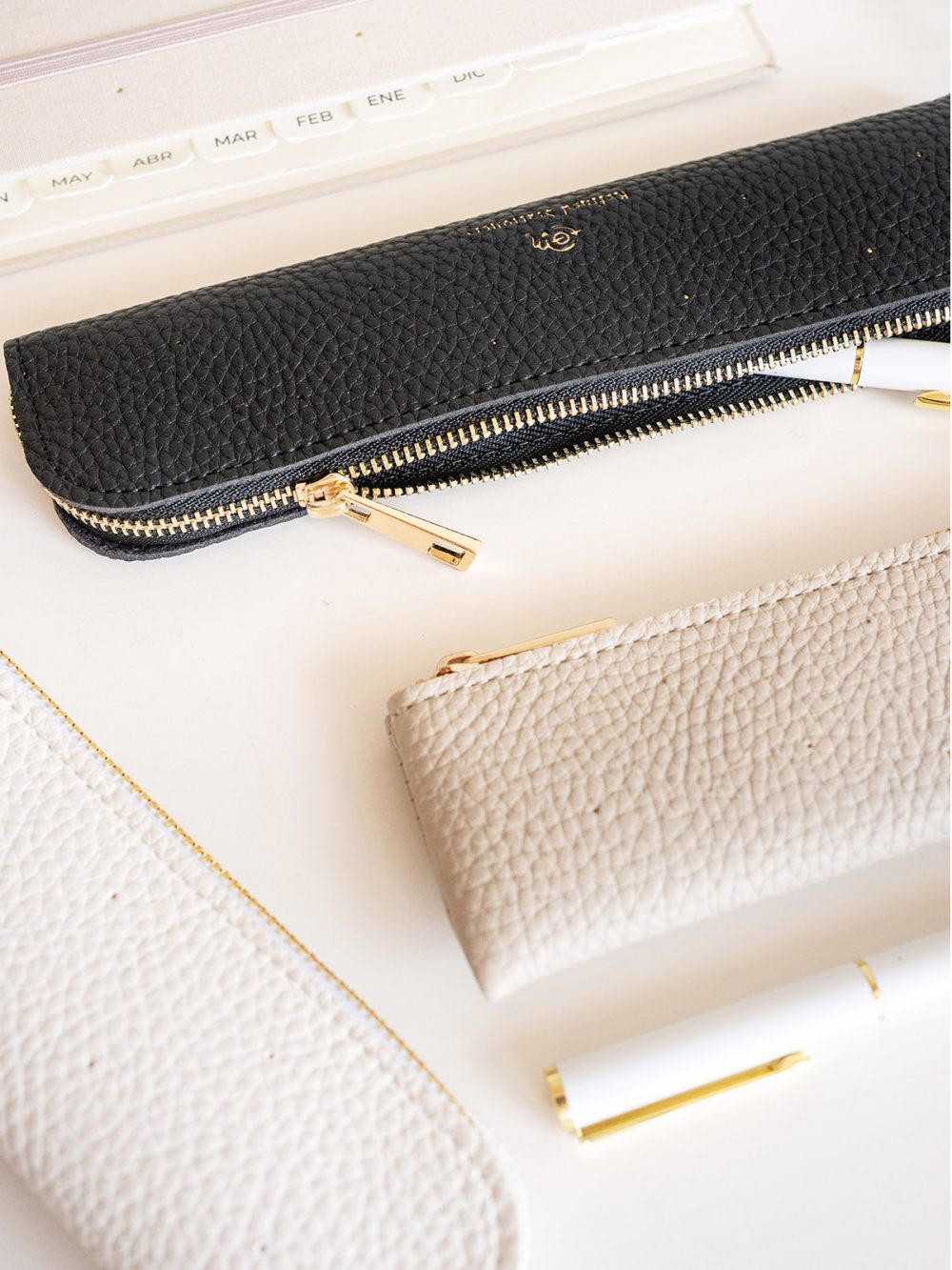 estuche cremallera black 1