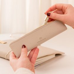estuche cremallera greige 1