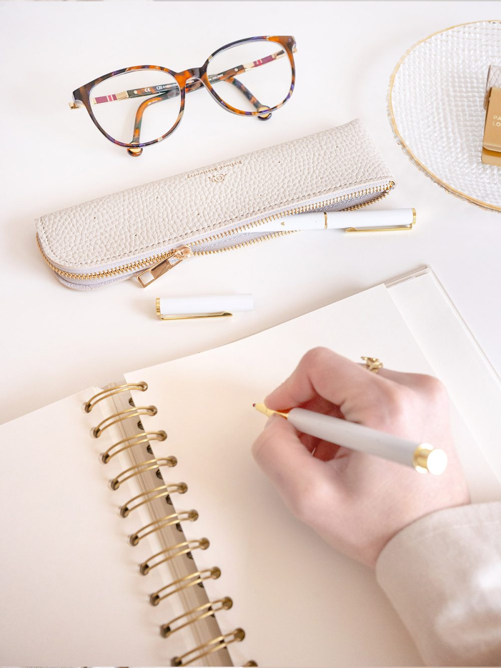 estuche cremallera greige 2