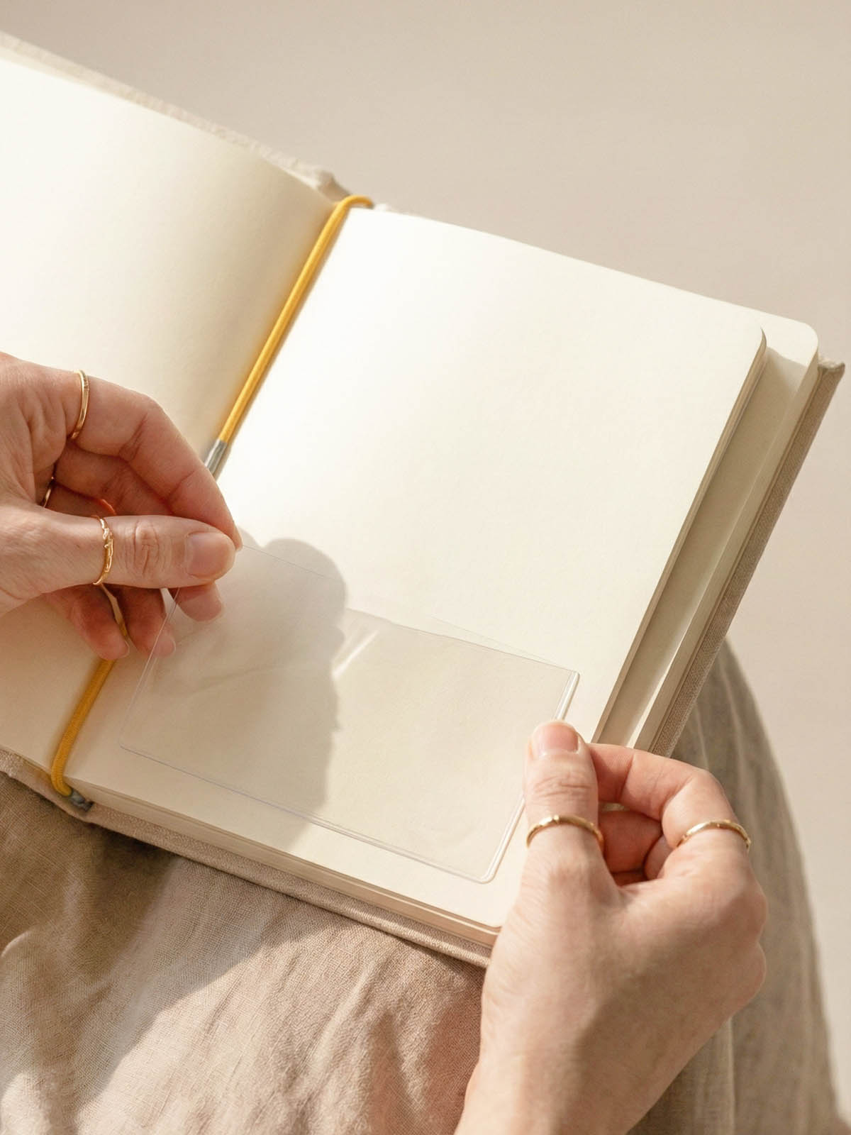 bolsillo transparente autoadhesivo para cuaderno