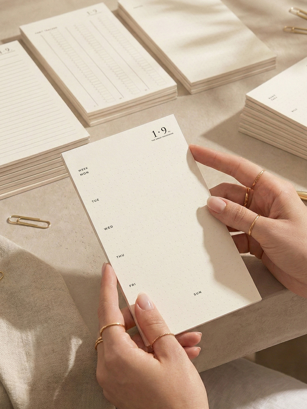 weekly planner card 1·9